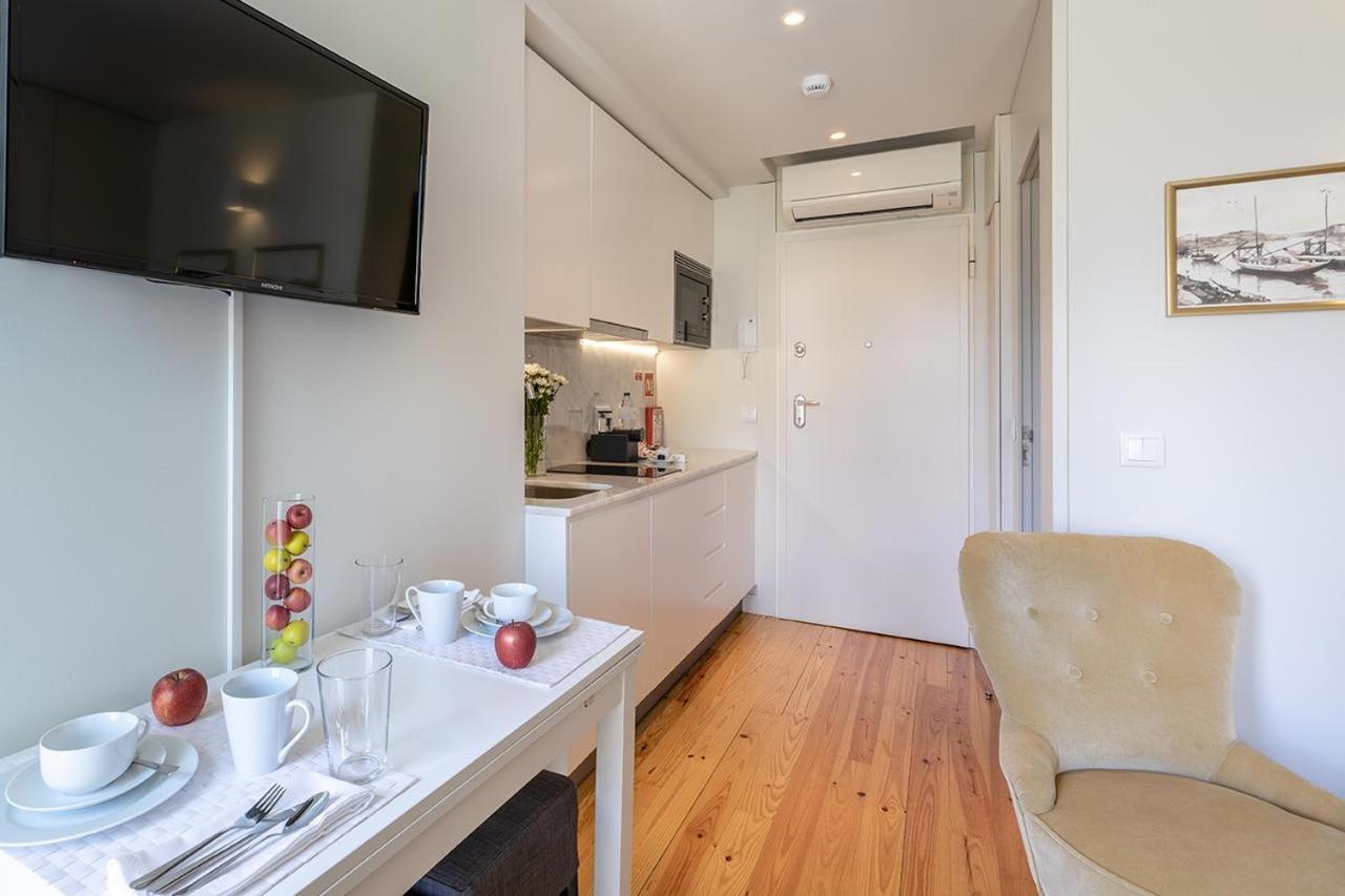 Inside Porto Apartments - Pinheiro Esterno foto
